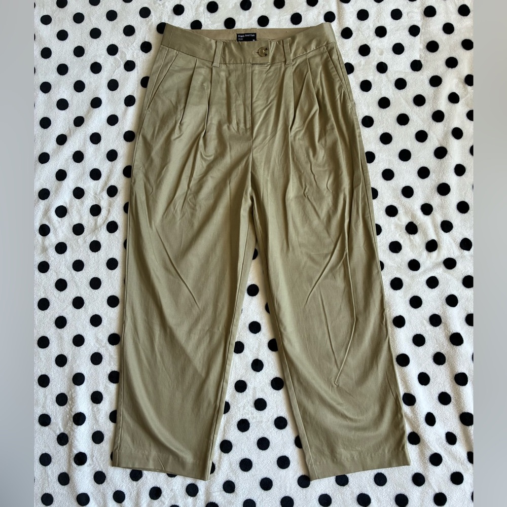 NWOT Frank & Oak Mia Khaki Pleated Pants